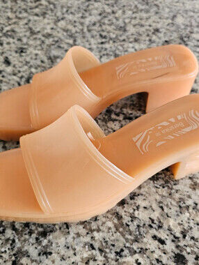 Bershka Womens Sz 38 (US 7-7.5) Pastel Orange Jelly Sandals Chunky Platform
